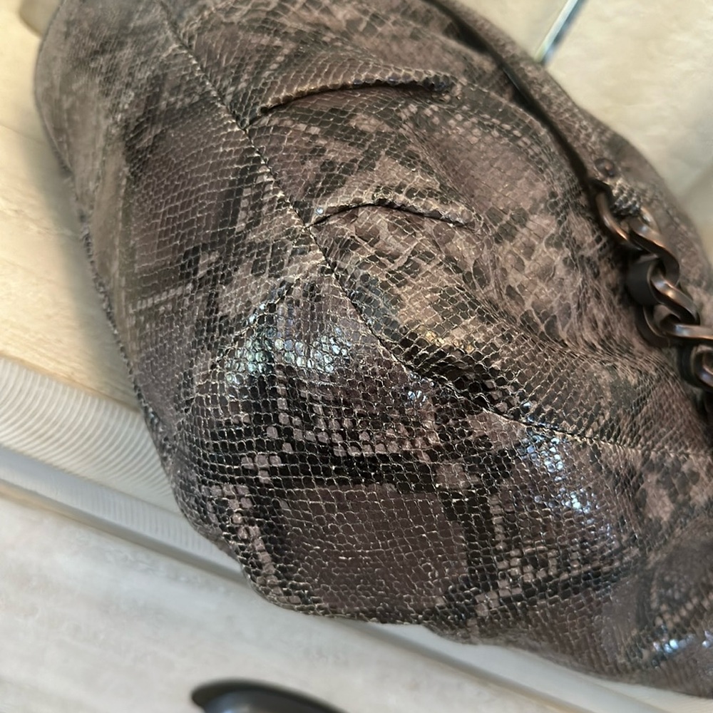 Coach Madison Python Tote Grey Black Snake print embossed - Picture 14 of 16